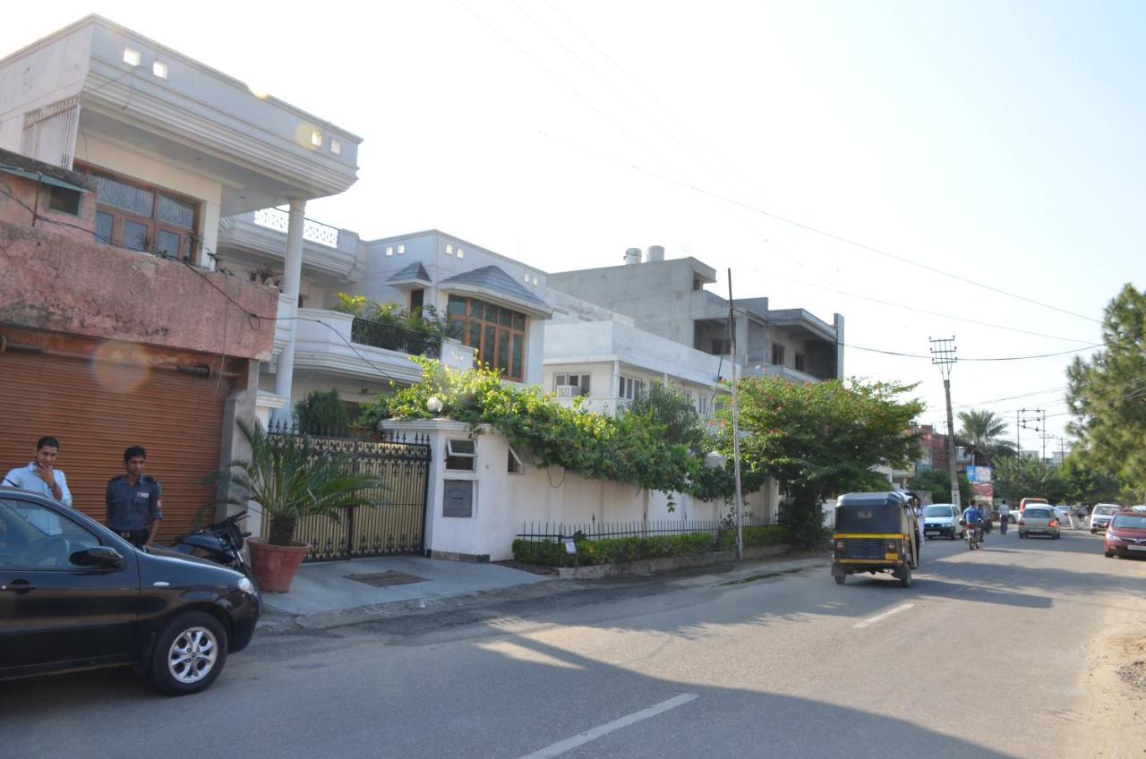 جامو Sandy'S Homestay المظهر الخارجي الصورة